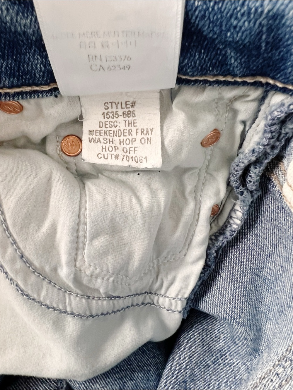 Mother The Weekender Fray Jeans in Hop On Hop Off Mid-Rise Ankle Size 25 - Picture 9 of 12